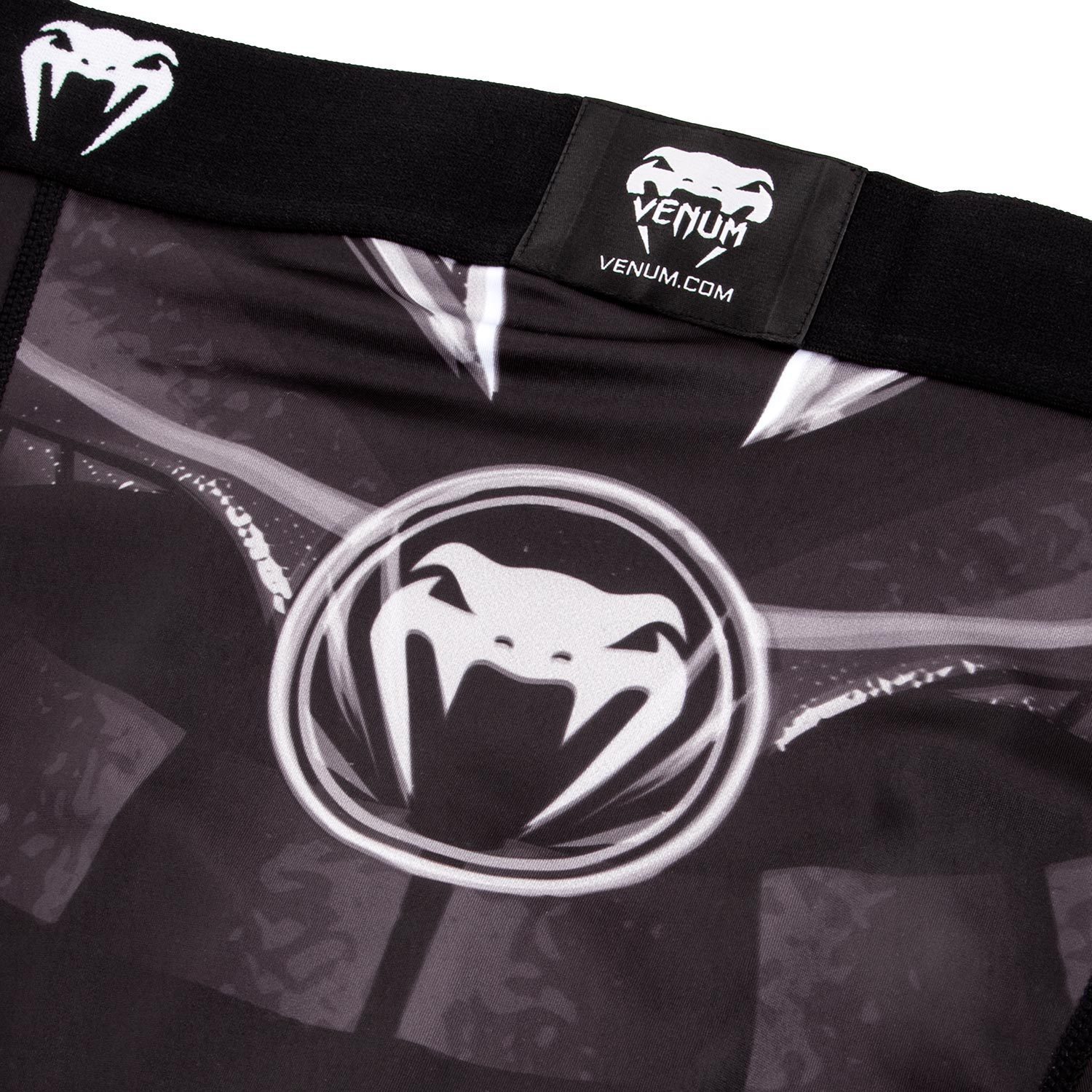 Venum Gladiator Vale Tudo Shorts - Image 3
