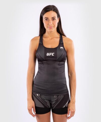 UFC Venum Authentic Fight Night Women´s fitted Tank with shelf Bra