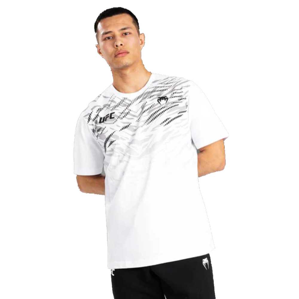 UFC Fusion by Venum Men’s Replica Short Sleeve T-Shirt