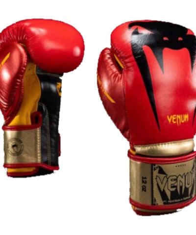 Venum Giant 3.0 Boxing Gloves