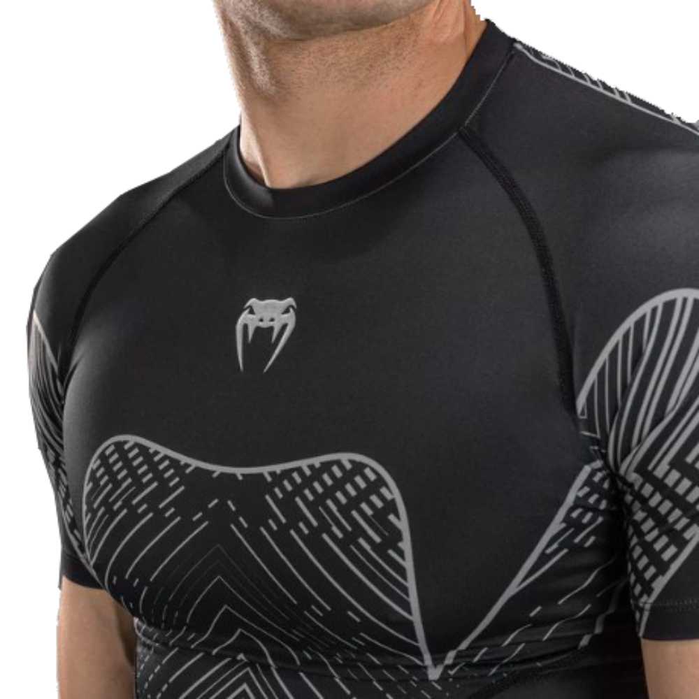 Venum Midnight Fury Short Sleeve Rashguard - Image 2