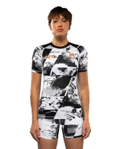 UFC Zenith by Venum Authentic Fight Week Performance Women´s Short Sleeve Rashguard